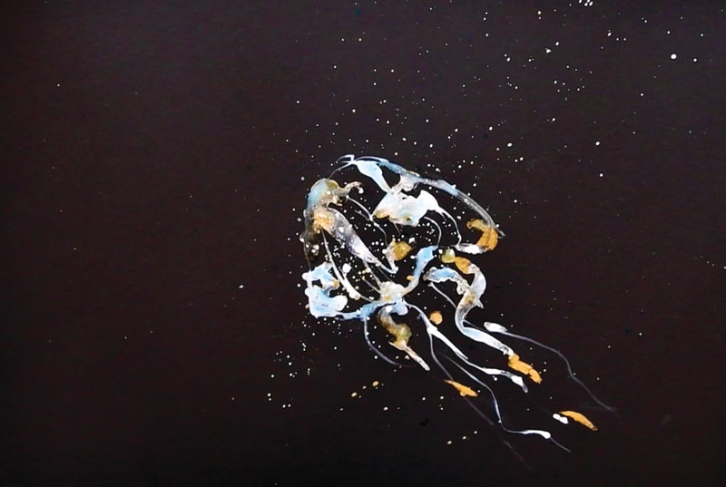 How to paint a jellyfish using the Winsor & Newton Metallic Mixed Media set